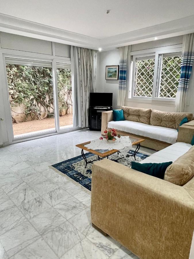 Etage De Villa Avec Jardin, Pres De L'Aireport Et Parking Prive Ariana Buitenkant foto