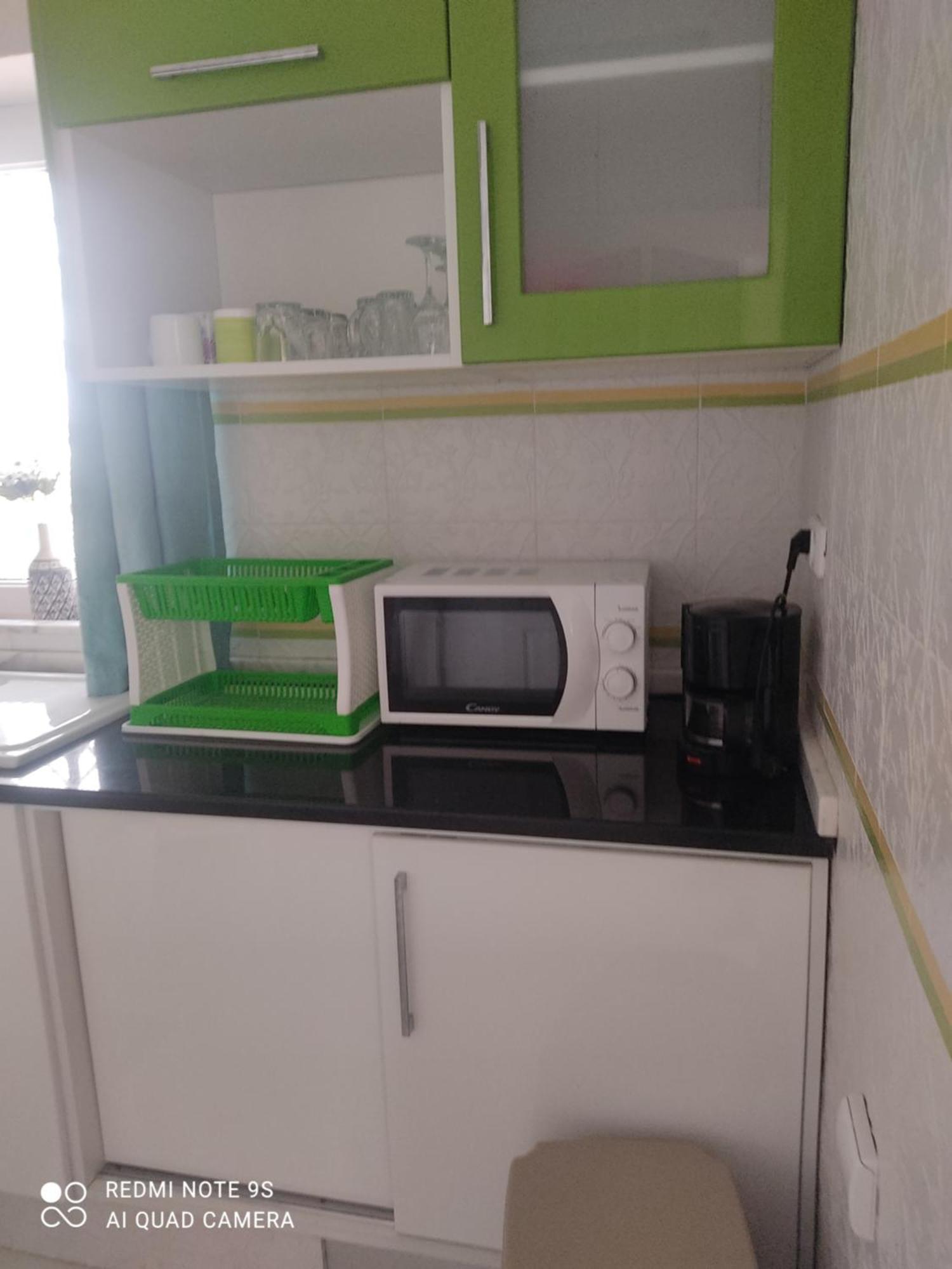 Etage De Villa Avec Jardin, Pres De L'Aireport Et Parking Prive Ariana Buitenkant foto
